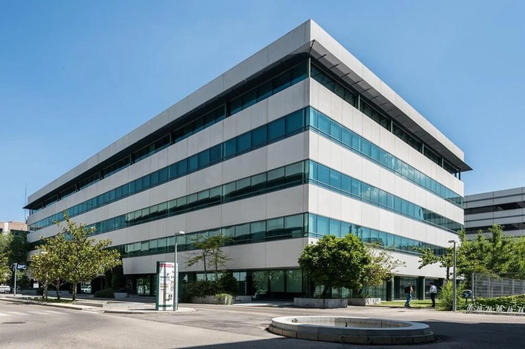 Julián Camarillo 4 office building (Madrid)